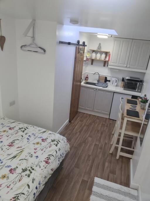 Sunset Place Lower Boscaswell 外观 照片